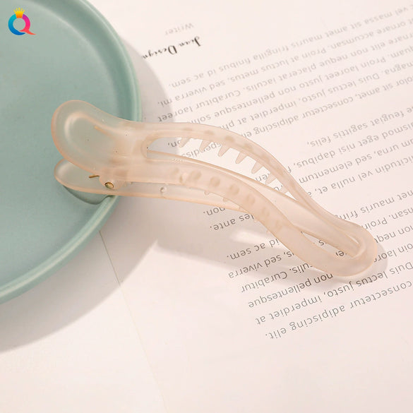Women's Simple Handmade Plastic Resin Shark Grabber Hair Clip Frosted Duckbill Backofhead Hair Accessory