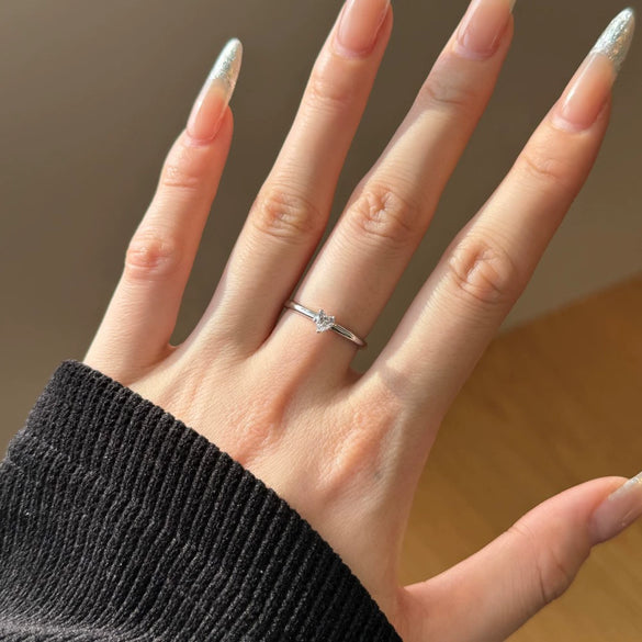 Women's Simple Heartshaped S925 Sterling Silver Ring With Zircon And Electroplating