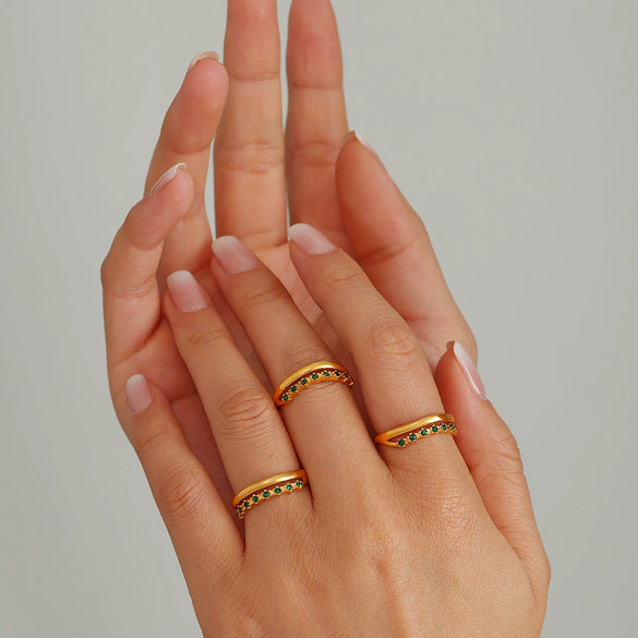 Women's Simple Luxury Style Titanium Steel Geometric Ring Electroplated 18K Real Gold