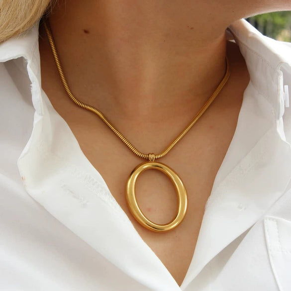 Women's Simple Stainless Steel And Titanium Steel Jewelry Set With Electroplating Snake Bone Chain Earrings And Necklaces