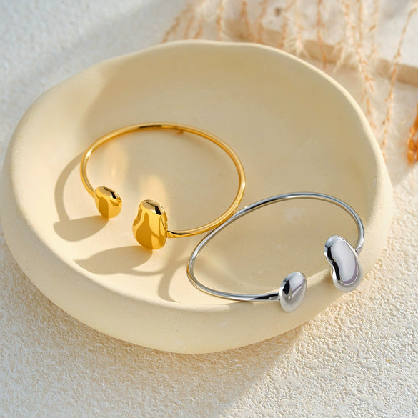 Women's Simple Stainless Steel Open Bracelet With Water Drop Shape And 18K Gold Vacuum Plated Light Luxury Design