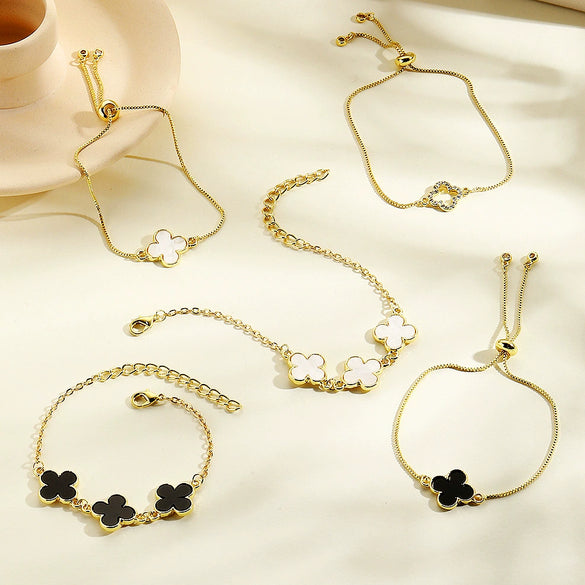 Women's Simple Zinc Alloy Fourleaf Clover Geometric Pattern Electroplated Bracelet