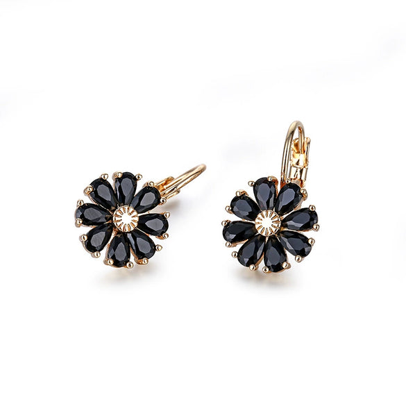 Women's Small Fresh Flower Design Zircon Earrings Made Of Environmental Protection Copper With Diamond Treatment