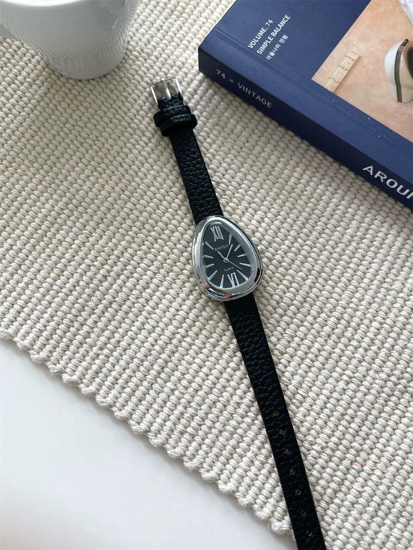 Women's Specialshaped Snakehead Watch Alloy Material Retro Simple Design