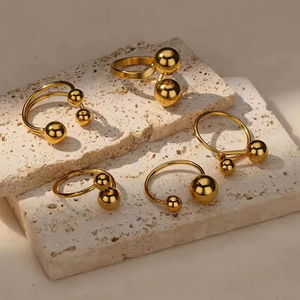 Women's Spherical Stainless Steel Ring With Electroplating Treatment