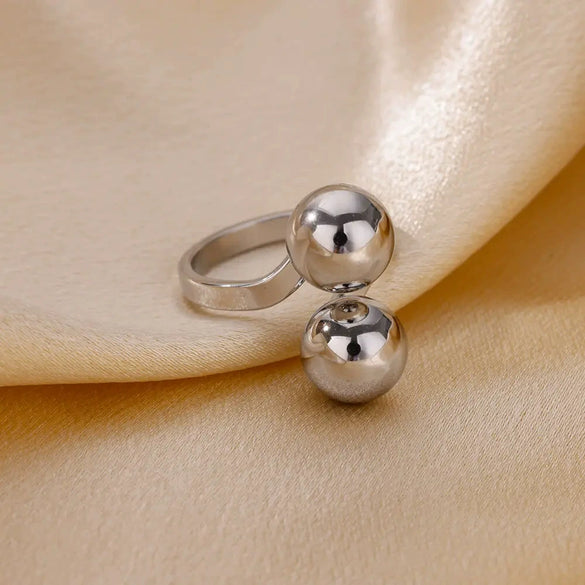 Women's Spherical Stainless Steel Ring With Electroplating Treatment