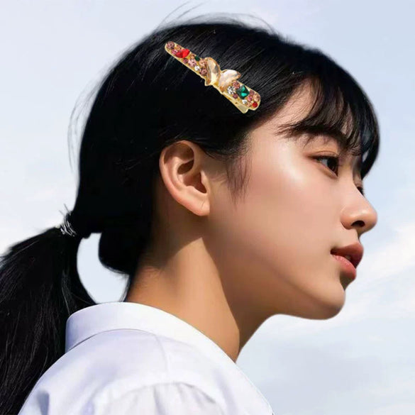 Women's Spring And Summer New Butterfly Rhinestone Crystal Duckbill Hairpin With Diamond Design And Electroplating