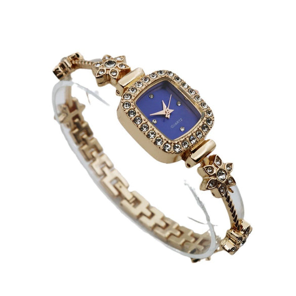 Women's Square Alloy And Stainless Steel Bracelet Quartz Watch Light Luxury Casual Style