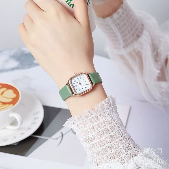 Women's Square Alloy Case Imitation Leather Strap Quartz Watch With Simple Roman Numerals And Spiral Crown