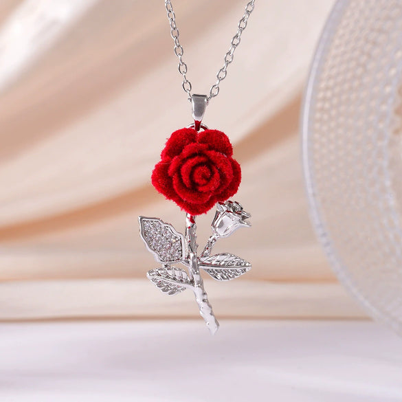 Women's Stainless Steel And Copper Light Luxury Necklace With Flower Pattern And Mixed Gemstone Setting Electroplated