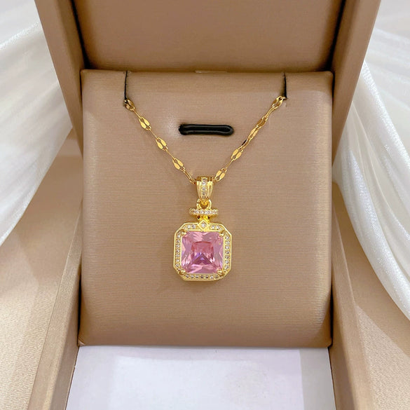 Women's Stainless Steel And Copper Necklace With Geometric Pattern And Electroplating Treatment