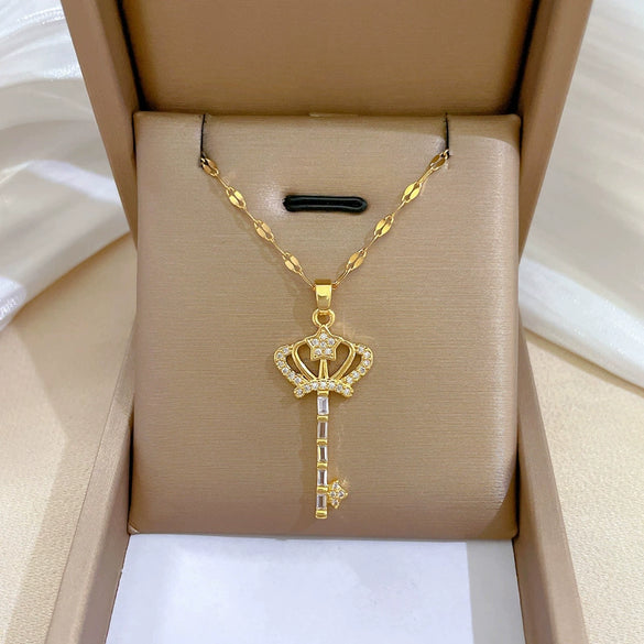 Women's Stainless Steel And Copper Necklace With Geometric Pattern And Electroplating Treatment