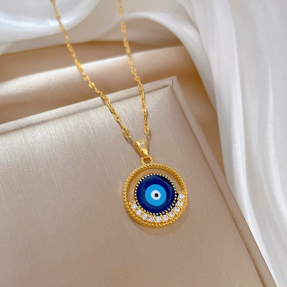 Women's Stainless Steel And Copper Ring Eyes Geometric Electroplated Necklace