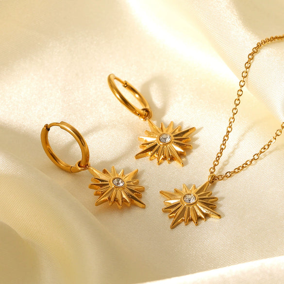 Women's Stainless Steel And Titanium Steel Jewelry Set With Diamonds Geometric Star Necklace And Earrings