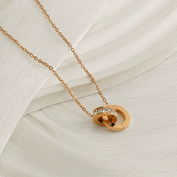 Women's Stainless Steel And Titanium Steel Roman Numeral Interlocking Necklace With Electroplating