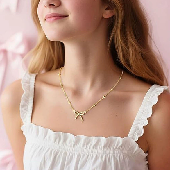 Women's Stainless Steel Bowknot Necklace Creamy Sweet Style Simple Cute Fashion Pendant Necklace With Electroplated Finish