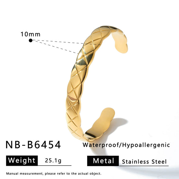 Women's Stainless Steel Bracelet With 18K Gold Vacuum Plating Heart And Rhombus Design Zircon Rhinestone Accents