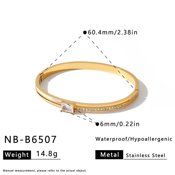 Women's Stainless Steel Bracelet With 18K Gold Vacuum Plating Zircon Rhinestone Accents And White Shell Simple Versatile Jewelry