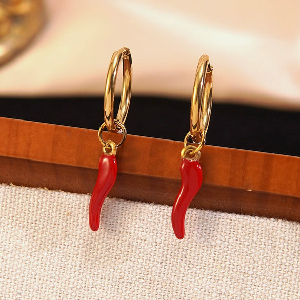 Women's Stainless Steel Chili Necklace And Earrings Jewelry Set Electroplated Fruit Design Light Luxury Fashion Accessories