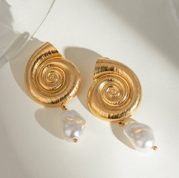 Women's Stainless Steel Conch Animal Style Electroplated Earrings