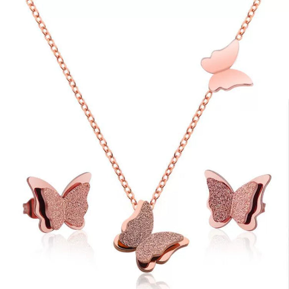 Women's Stainless Steel Double Layer Butterfly Pendant Necklace With Electroplated Ochain Design Fairy Style Jewelry