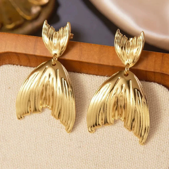 Women's Stainless Steel Electroplated Butterfly And Flower Geometric Earrings With Diamond Accent Irregular Light Luxury Style