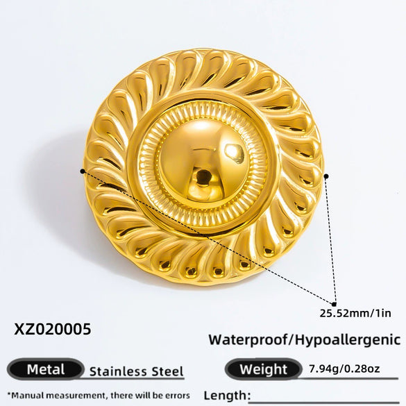 Women's Stainless Steel Flower Brooches With Electroplating