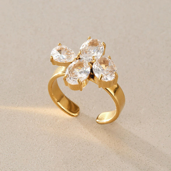 Women's Stainless Steel Four Leaf Clover Zirconia Ring With Geometric Design And Pvd Vacuum Gold Plating