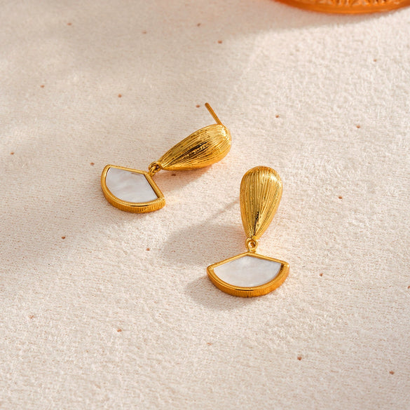 Women's Stainless Steel Geometric Drop Fan Earrings With White Shell Inlay And 18K Vacuum Plated Finish