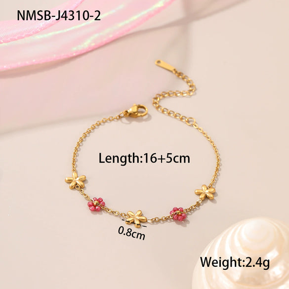 Women's Stainless Steel Geometric Handbeaded Bracelet With Electroplating Design
