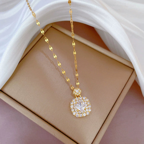 Women's Stainless Steel Geometric Light Luxury Style Micro Diamond Necklace