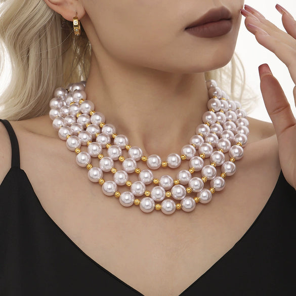 Women's Stainless Steel Geometric Light Luxury Zircon Pendant Collarbone Necklace With Electroplating Brass Chain Buckle