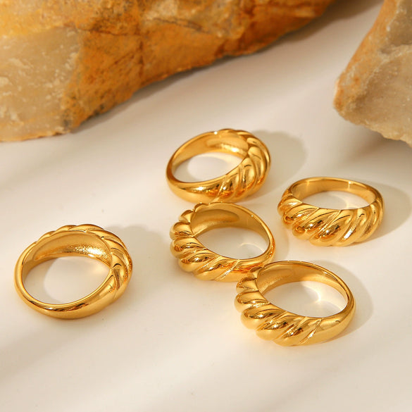 Women's Stainless Steel Geometric Ring With Electroplating