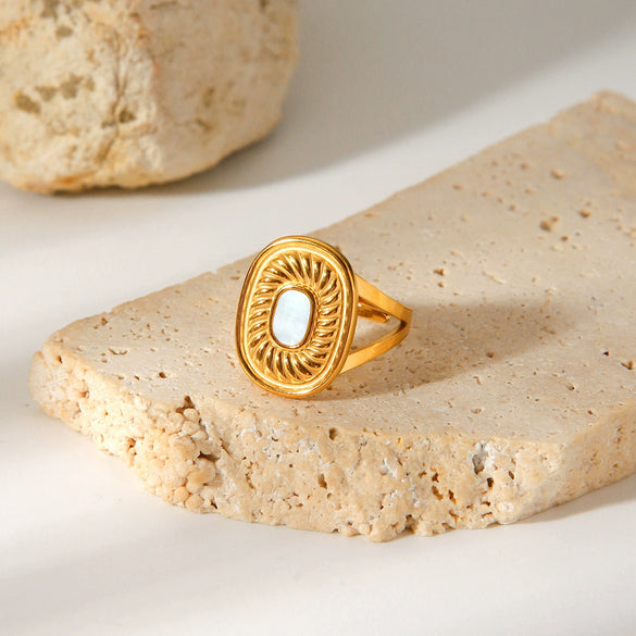 Women's Stainless Steel Geometric Spiral Pattern Electroplated Ring