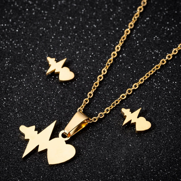 Women's Stainless Steel Heart Pendant Ochain Necklace And Matching Earrings Set With Electroplated Finish