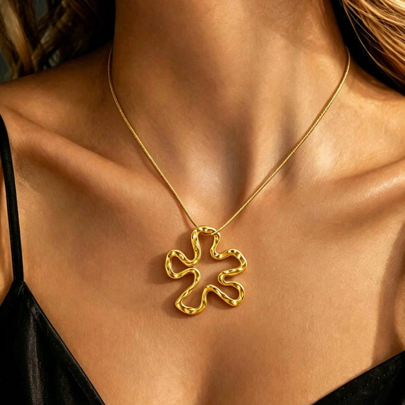 Women's Stainless Steel Hollow Geometric Flower Necklace With Irregular Floral Pendant And O Chain Electroplated Light Luxury Style