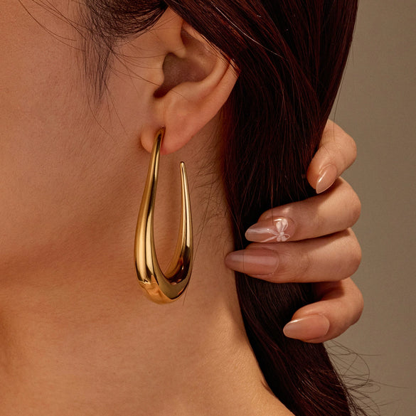 Women's Stainless Steel Hollow U Shaped Geometric Vintage Electroplated Earrings