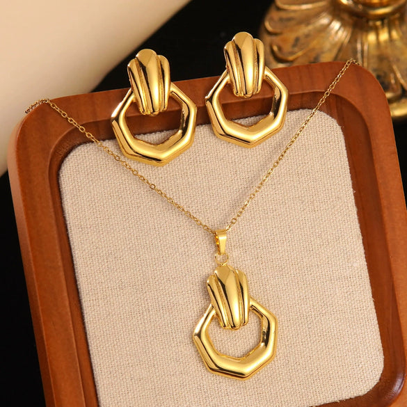 Women's Stainless Steel Jewelry Set With Flower Peach Heart Bow Earrings And Necklace Butterfly Dragonfly Insect Pattern Electroplated