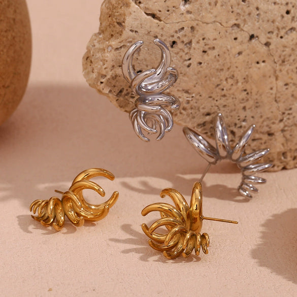 Women's Stainless Steel 18K Gold Plated Geometric Cshaped Gradient Blooming Petals Fashion Earrings