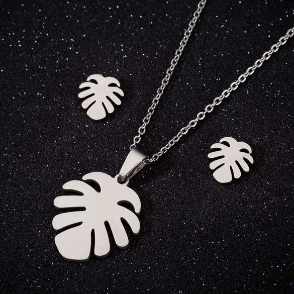 Women's Stainless Steel Leaf Earrings And Necklace Set With Electroplated Botanical Design Natural Fashion Jewelry