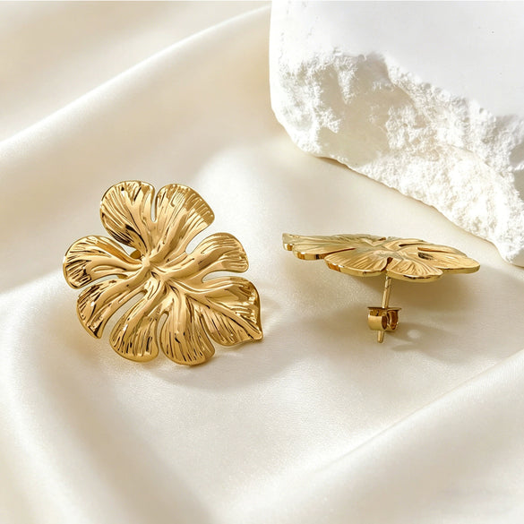Women's Stainless Steel Leaf Earrings With Stamped Floral Design Fashion Exaggerated Style Non Fading Versatile Statement Jewelry