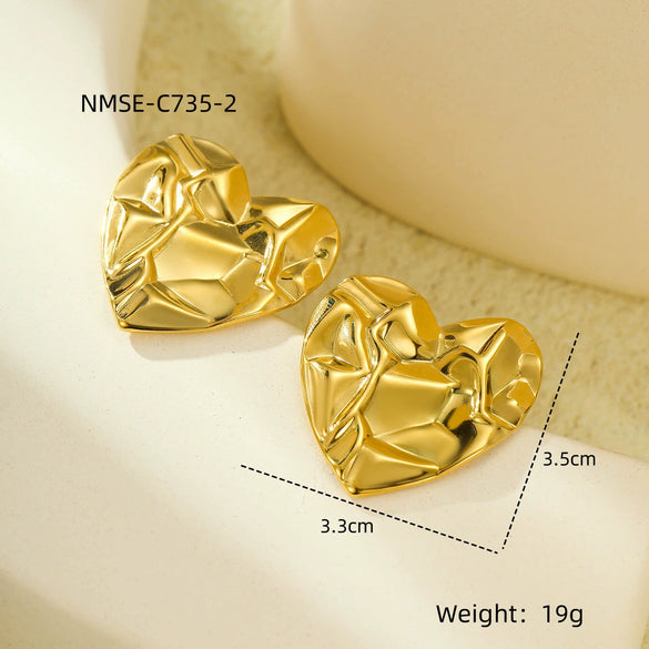 Women's Stainless Steel Love Series Peach Heart Earrings With Electroplating Design