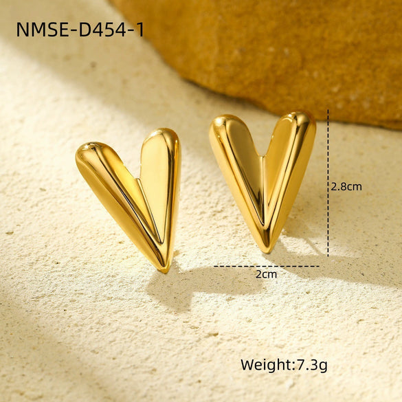 Women's Stainless Steel Love Series Peach Heart Earrings With Electroplating Design