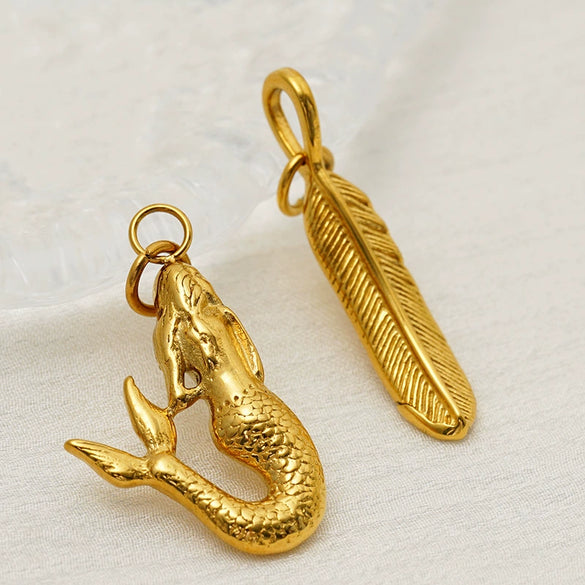 Women's Stainless Steel Mermaid Feather Pendant Necklace With Goldplated Finish And Oshaped Chain Retro Personality Jewelry Accessory