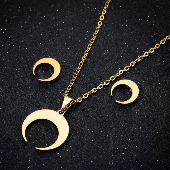 Women's Stainless Steel Moon Stud Earrings And Necklace Set With Geometric Pendant And Electroplated Finish
