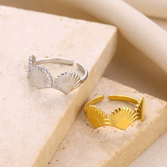 Women's Stainless Steel Open Flower Shell Butterfly Ring Electroplated