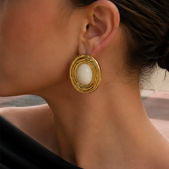 Women’s Stainless Steel Oval Stud Earrings With Geometric Ombre Resin Gemstones And Electroplated Finish Retro Statement Jewelry