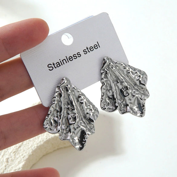 Women's Stainless Steel Pearl Floral Geometric Irregular Earrings With Electroplated Finish Stylish Versatile Western Style Jewelry