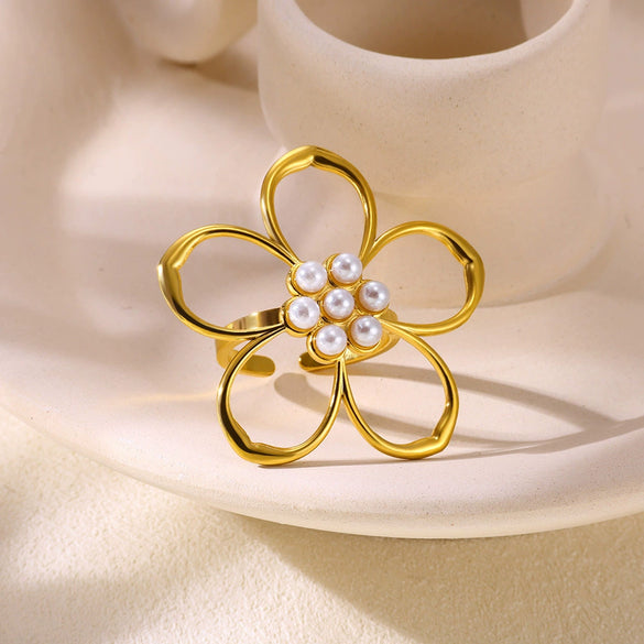 Women's Stainless Steel Pearl Open Ring With Hollow Big Flower Pattern And Exaggerated Retro Design Electroplated