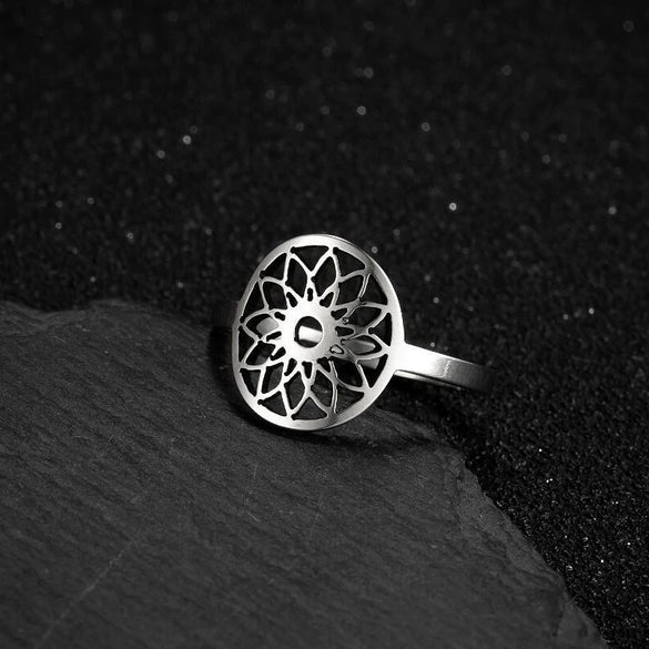 Women's Stainless Steel Retro Mandala Floral Geometric Open Ring With Electroplated Finish